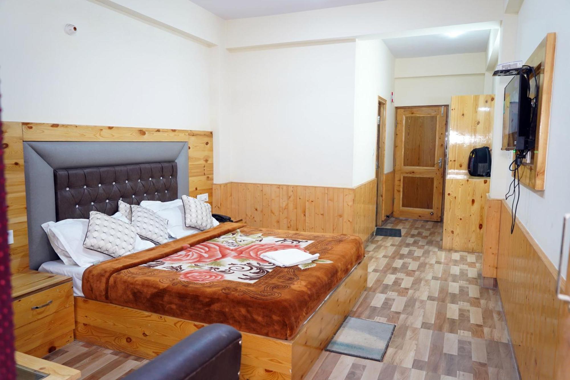 Hotel Anchal Residency Manali 外观 照片